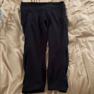 Fabletics capris with pockets